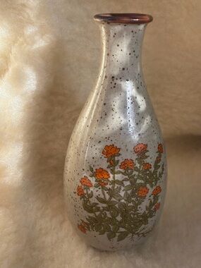 Vintage Takahashi Speckled Bud Vase 6.5”